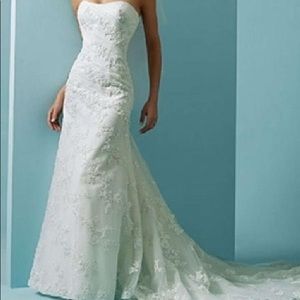 Alfred Angelo Wedding dress size 12